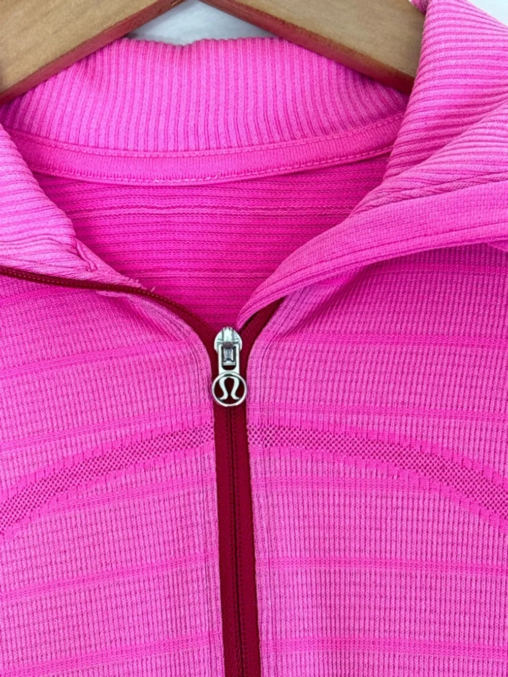 Lululemon Run: Swiftly Tech 1/2 Zip Heathered Raspberry Glo Light Size 4 Active